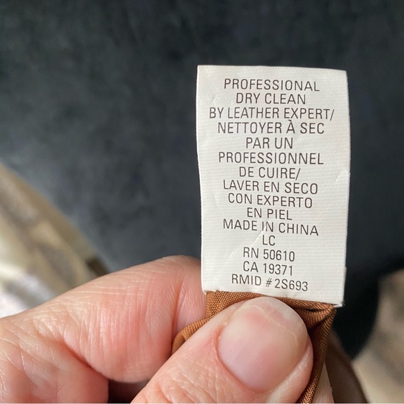 Anne Klein Western Leather Skirt - Picture 14 of 16